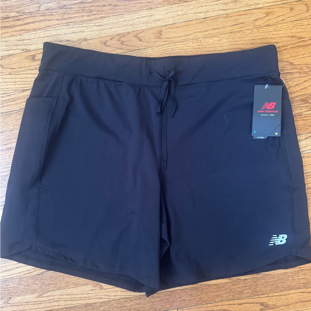 NWT- New Balance Women's Fitted Impact Shorts 7” Black Athletic Shorts
